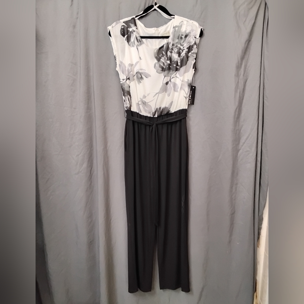 En Studio Elegant Black and White Jumpsuit